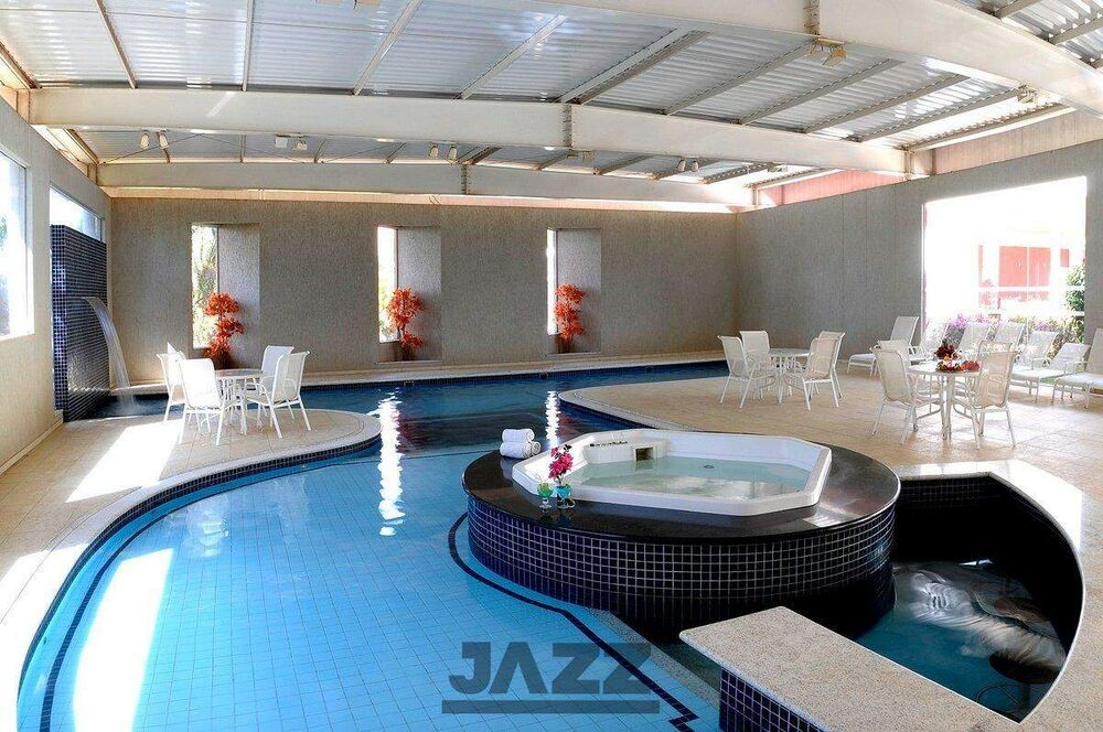 Apartamento à venda com 105 quartos, 11690m² - Foto 1