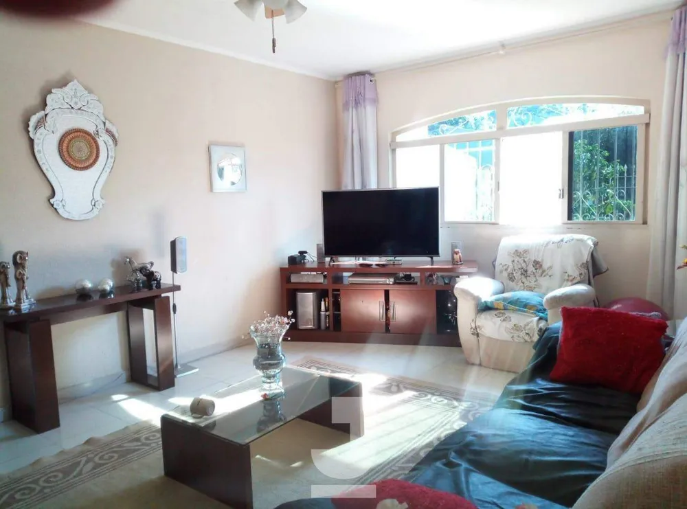 Casa, 3 quartos, 220 m² - Foto 3