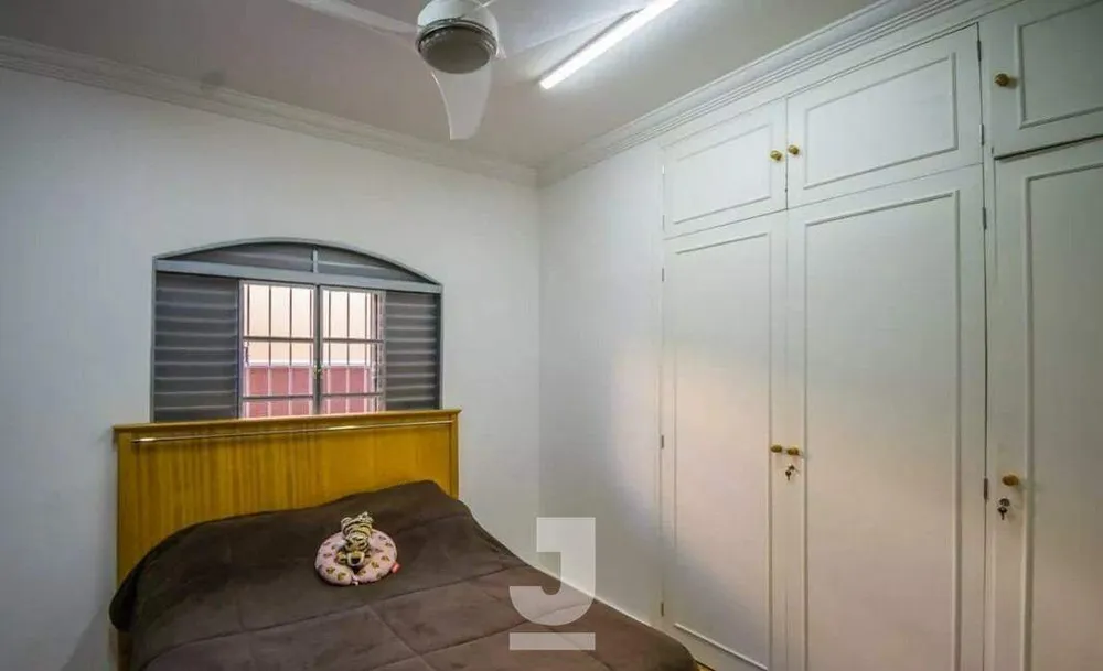Casa, 3 quartos, 256 m² - Foto 1