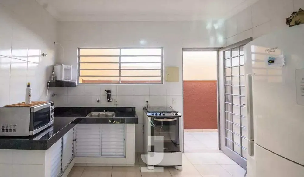 Casa, 3 quartos, 256 m² - Foto 4