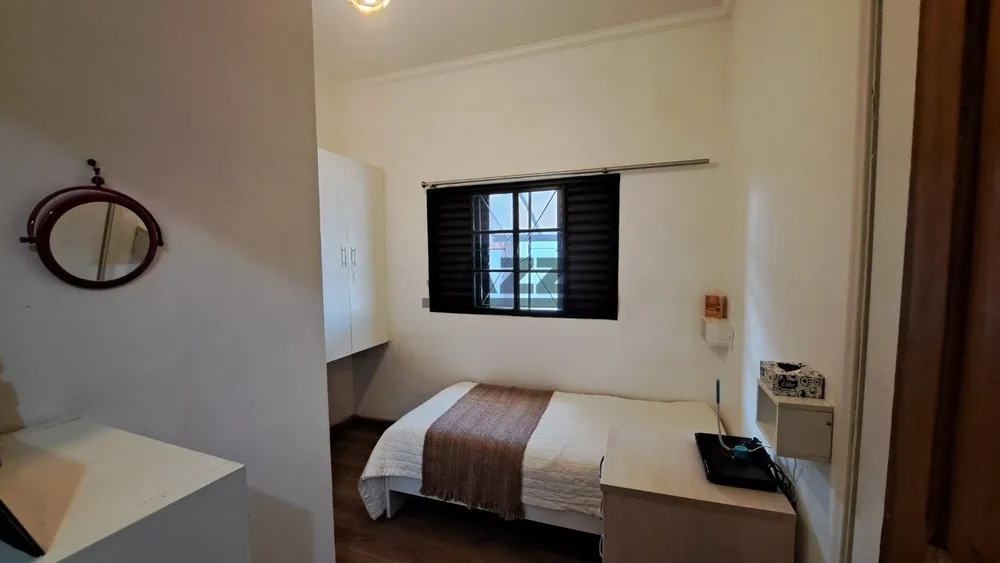 Casa, 3 quartos, 230 m² - Foto 2