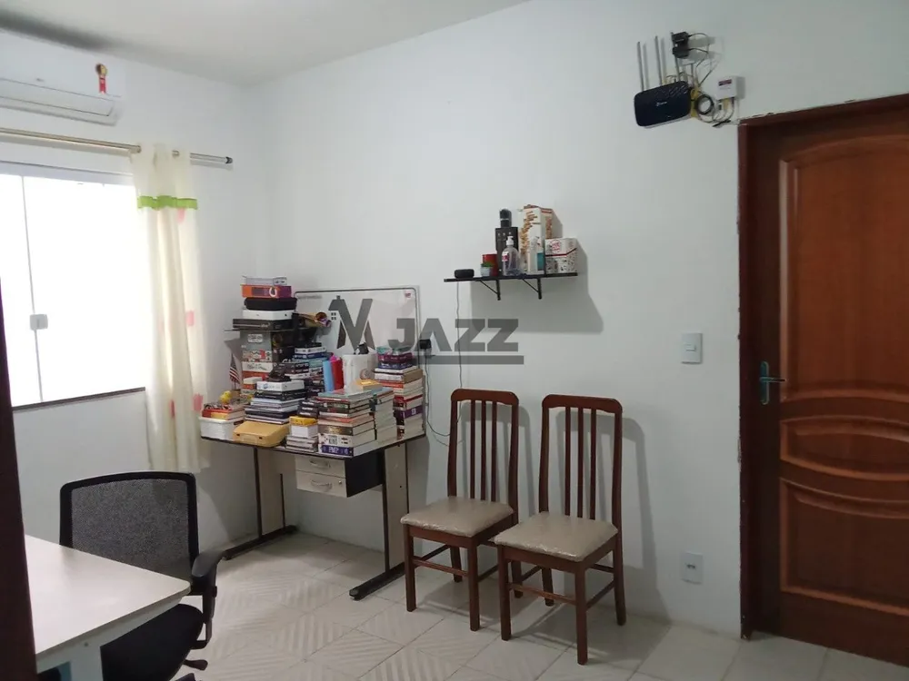 Casa, 4 quartos, 139 m² - Foto 1