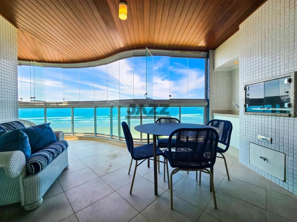 Cobertura, 3 quartos, 203 m² - Foto 2