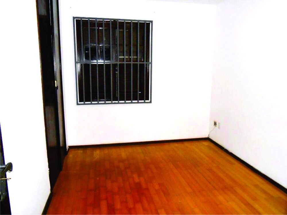 Casa, 4 quartos, 233 m² - Foto 3