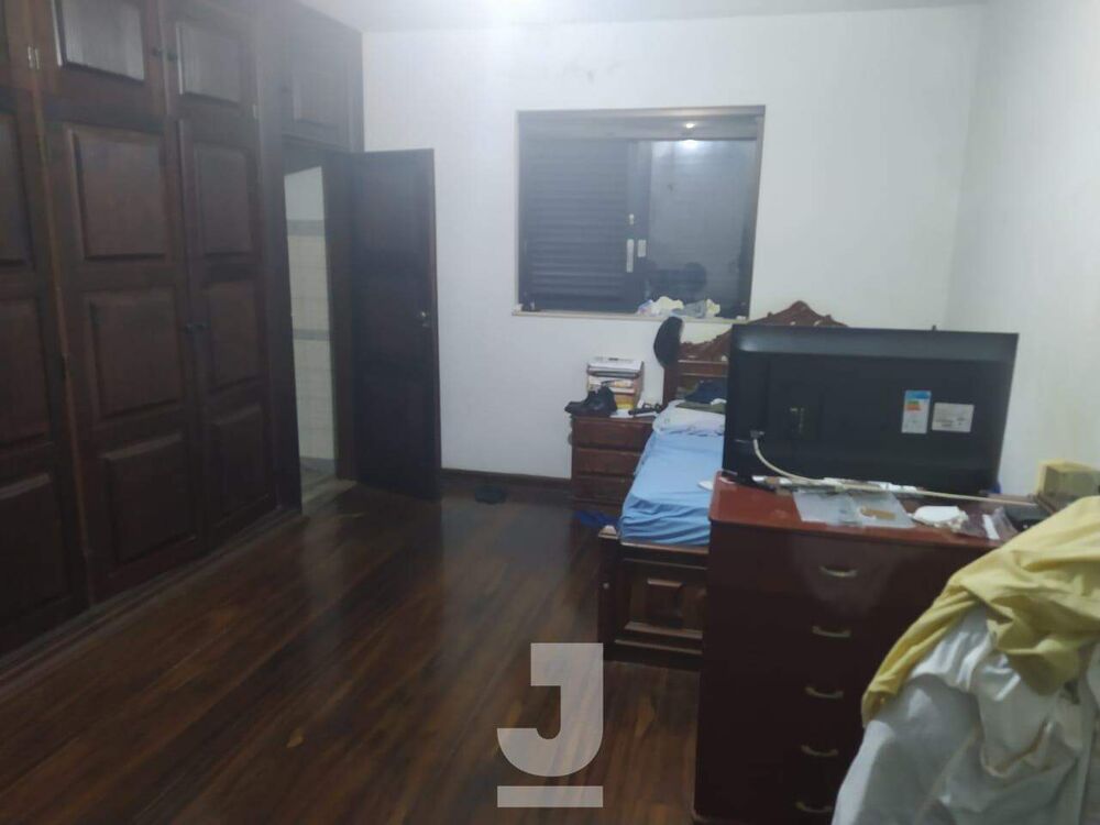 Casa, 4 quartos, 294 m² - Foto 2