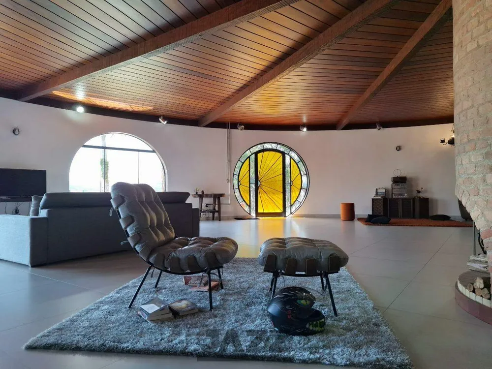 Casa, 4 quartos, 973 m² - Foto 1