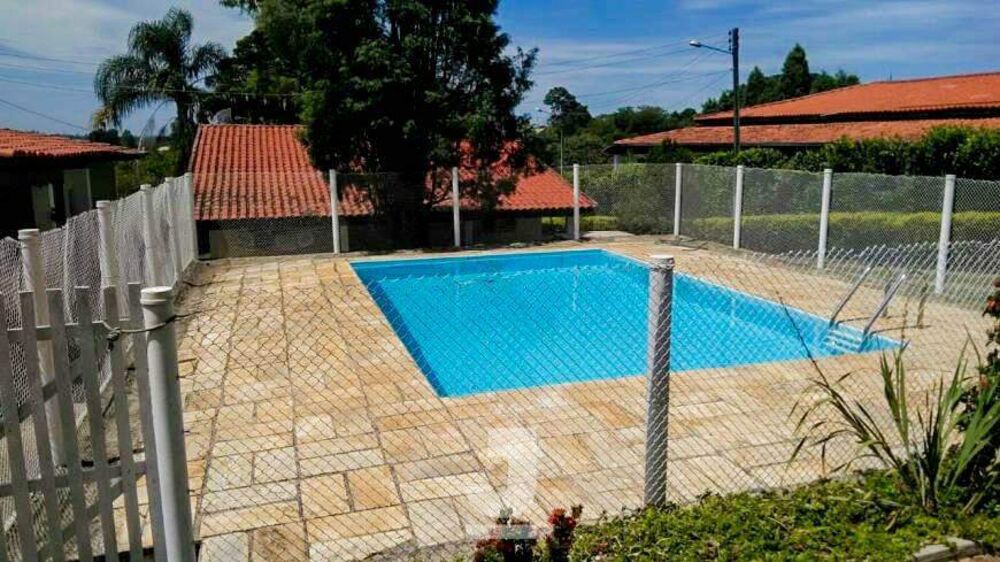 Chácara à venda com 5 quartos, 250m² - Foto 1