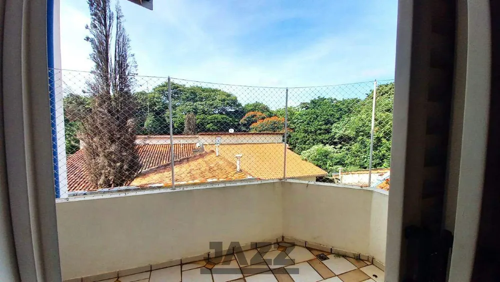 Casa, 3 quartos, 282 m² - Foto 1