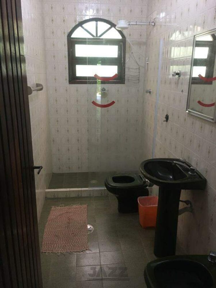 Casa à venda com 4 quartos, 241m² - Foto 3