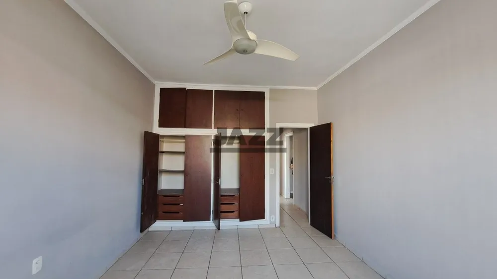 Casa, 3 quartos, 211 m² - Foto 1