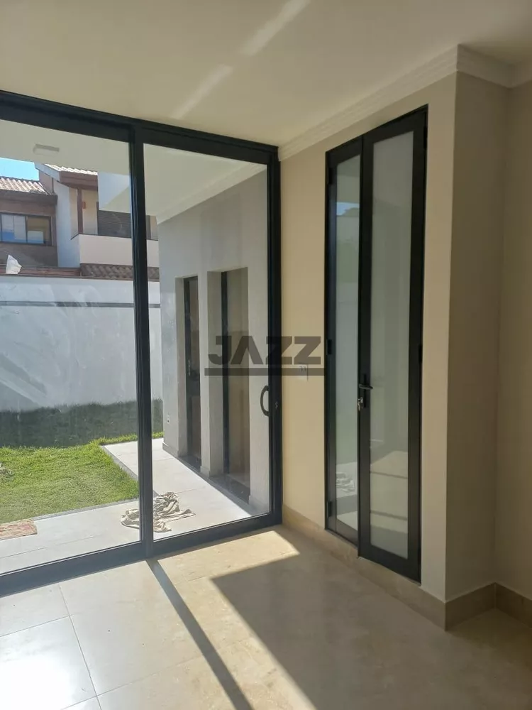Casa, 3 quartos, 227 m² - Foto 1
