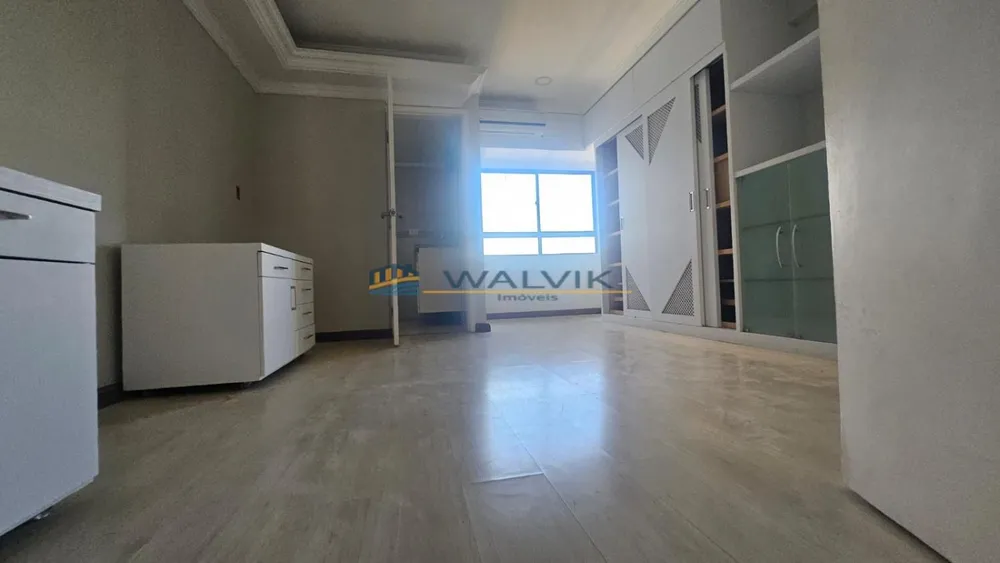 Apartamento, 3 quartos, 156 m² - Foto 1