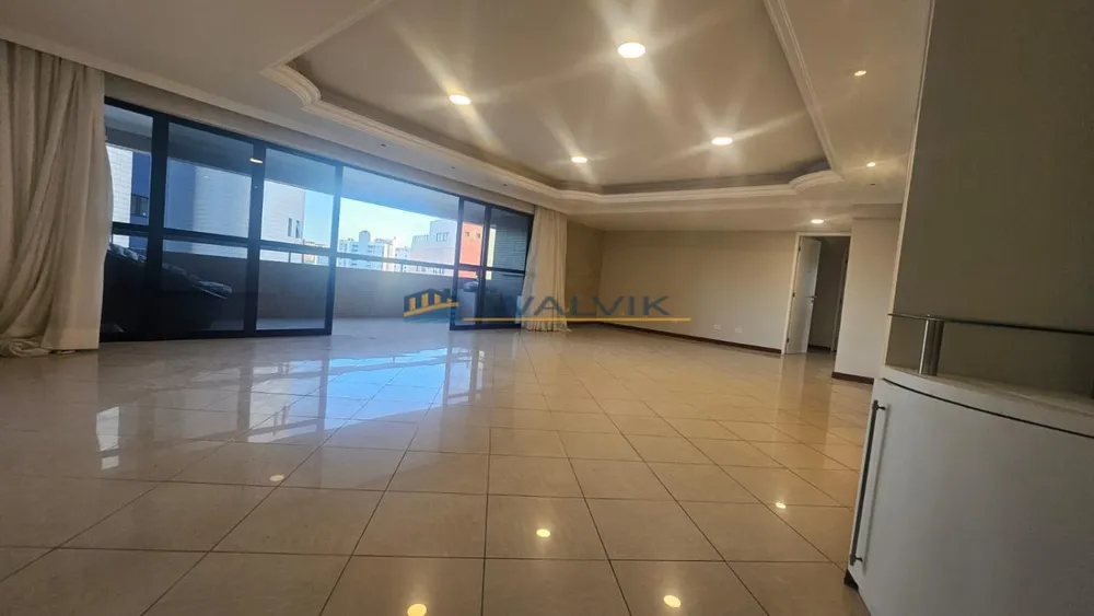 Apartamento, 3 quartos, 156 m² - Foto 2