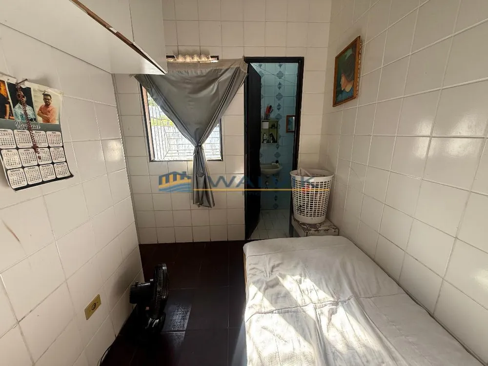 Casa, 6 quartos, 305 m² - Foto 4