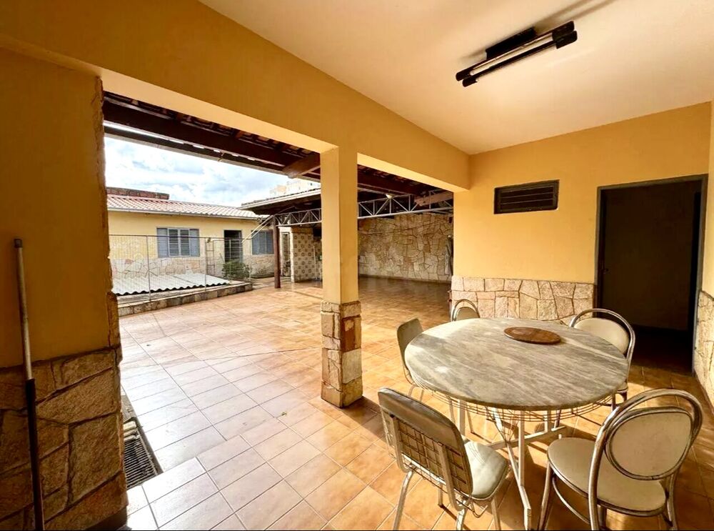 Casa, 4 quartos, 235 m² - Foto 16