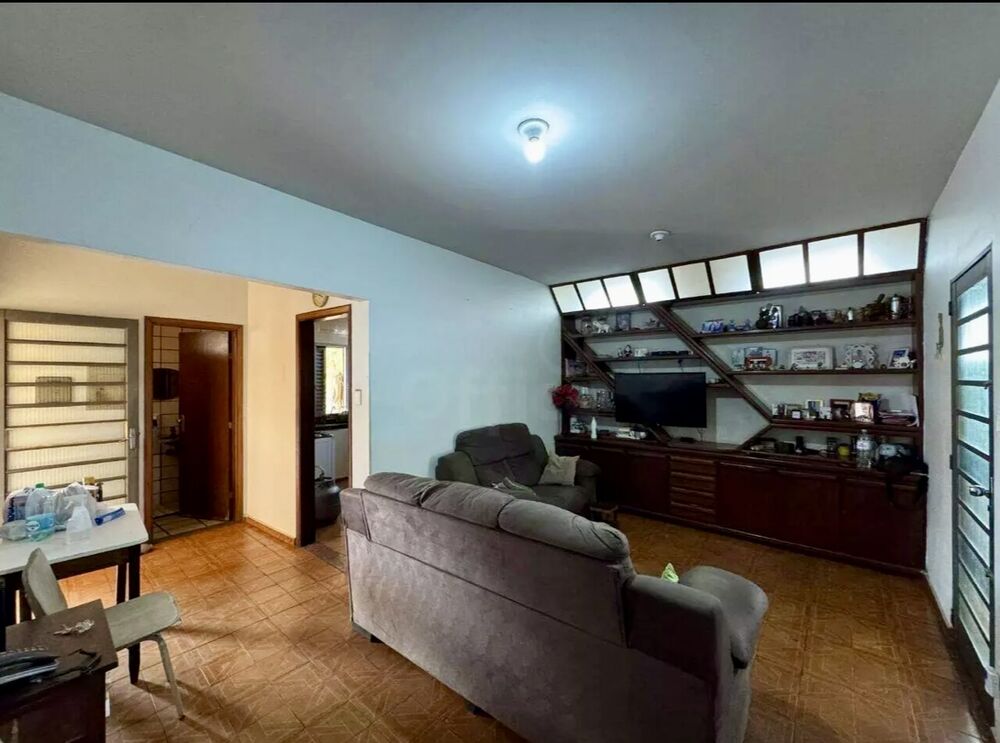 Casa, 4 quartos, 235 m² - Foto 2
