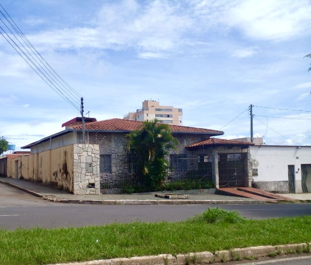 Casa, 4 quartos, 235 m² - Foto 30