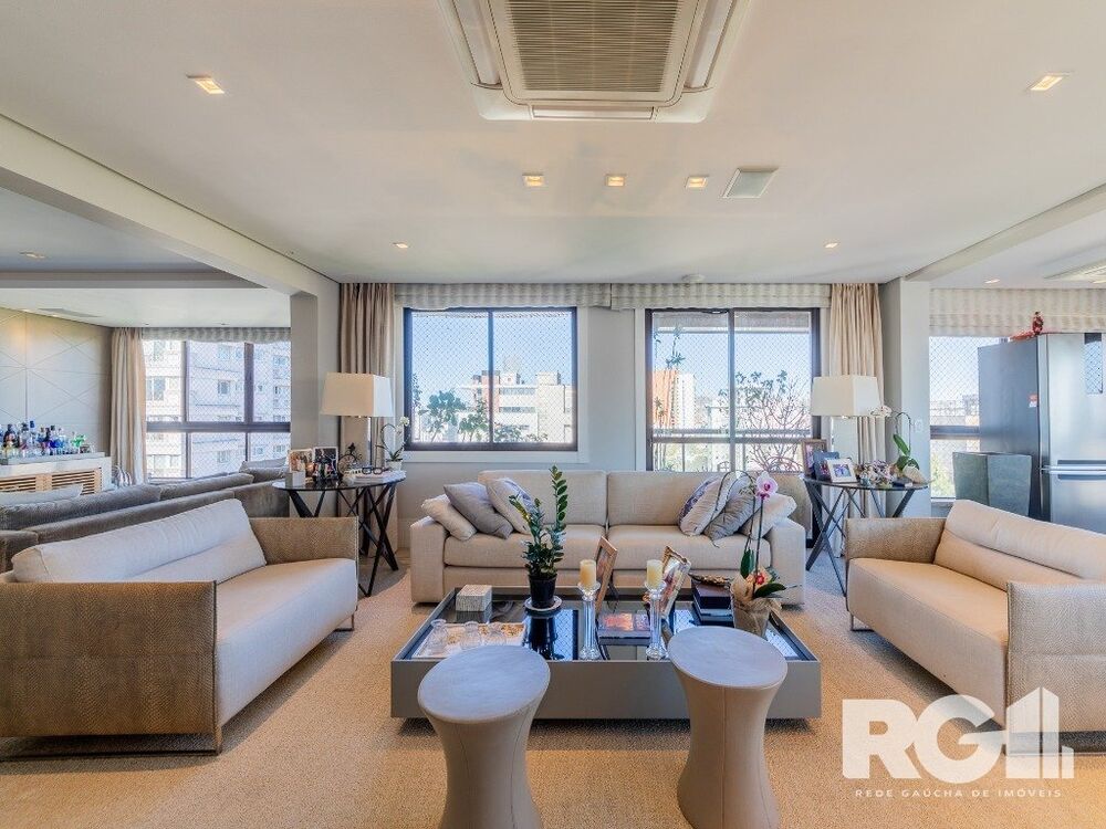 Apartamento, 3 quartos, 246 m² - Foto 1