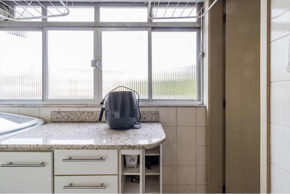 Apartamento à venda com 3 quartos, 89m² - Foto 2