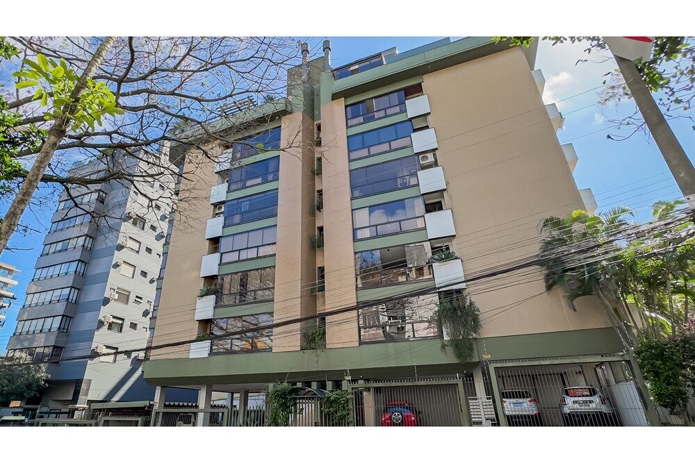 Apartamento à venda com 3 quartos, 136m² - Foto 1