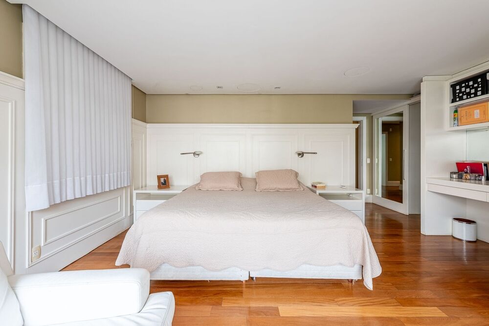 Casa de Condomínio à venda com 3 quartos, 567m² - Foto 9