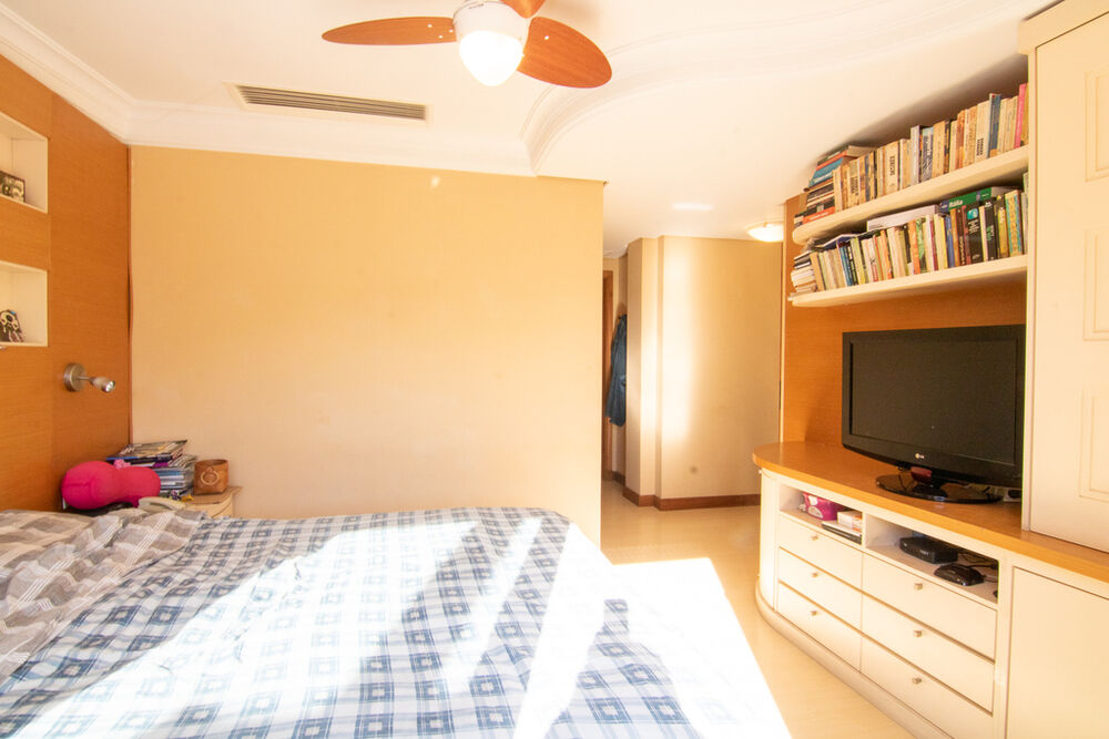 Casa de Condomínio à venda com 4 quartos, 438m² - Foto 6