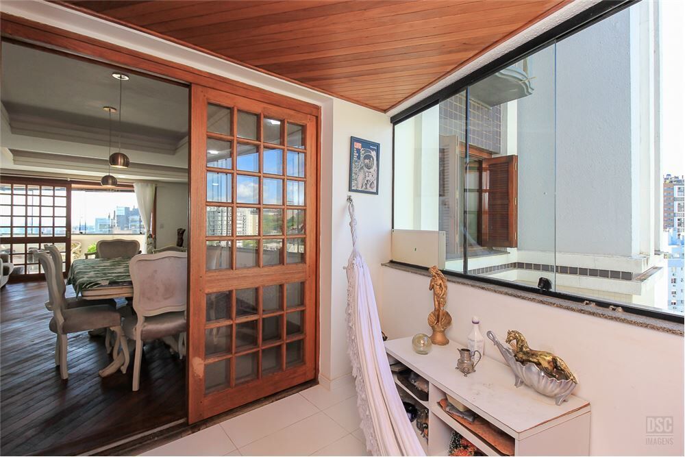 Apartamento à venda com 4 quartos, 159m² - Foto 48