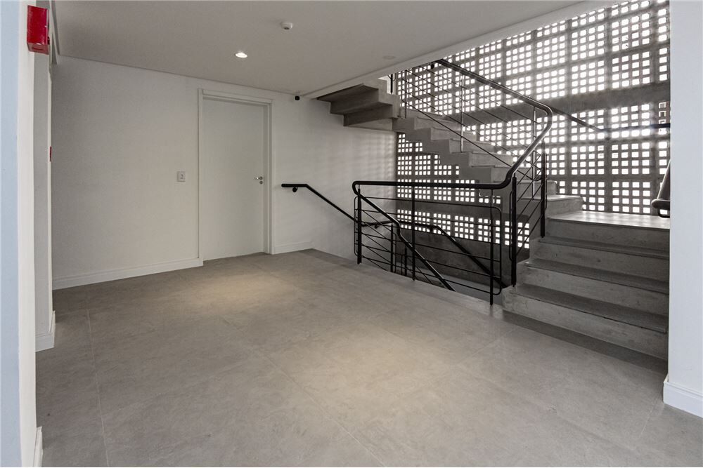 Apartamento à venda com 3 quartos, 109m² - Foto 6