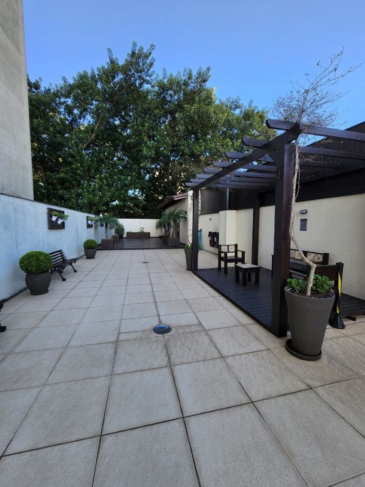 Apartamento à venda com 2 quartos, 79m² - Foto 10