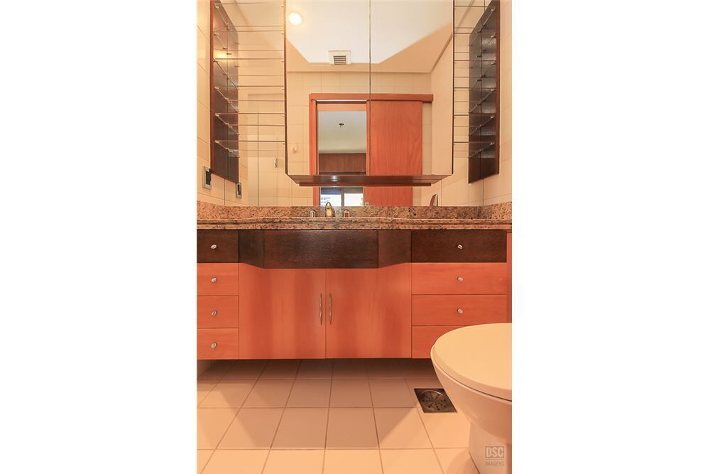 Apartamento à venda com 3 quartos, 211m² - Foto 3