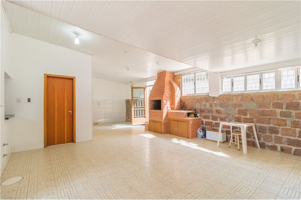 Casa, 5 quartos, 150 m² - Foto 2