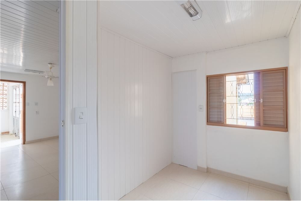 Casa, 5 quartos, 150 m² - Foto 4