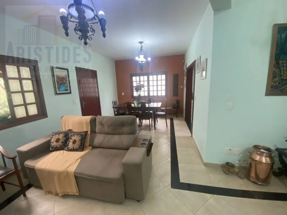 Chácara, 4 quartos, 1032 m² - Foto 4