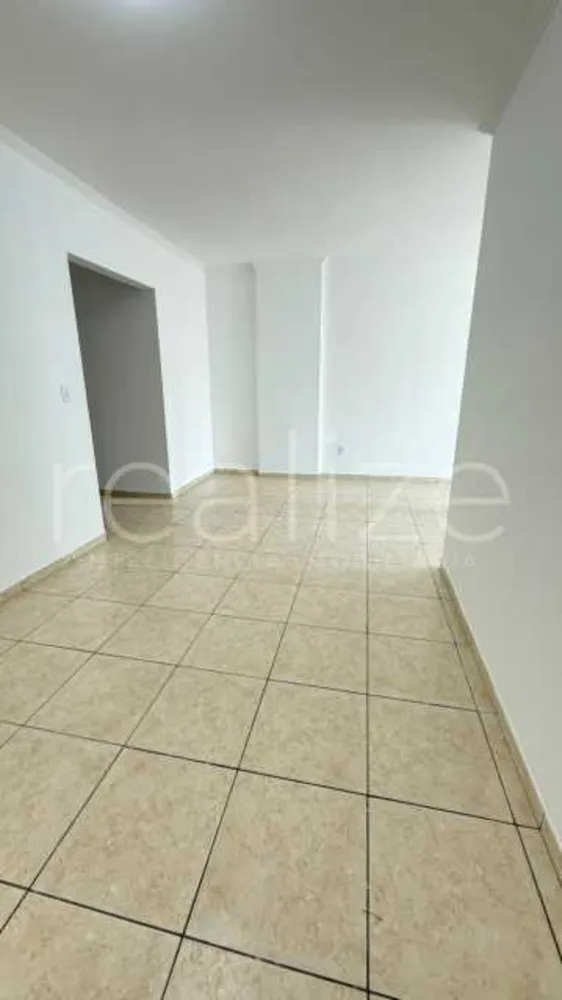 Apartamento, 2 quartos, 75 m² - Foto 2