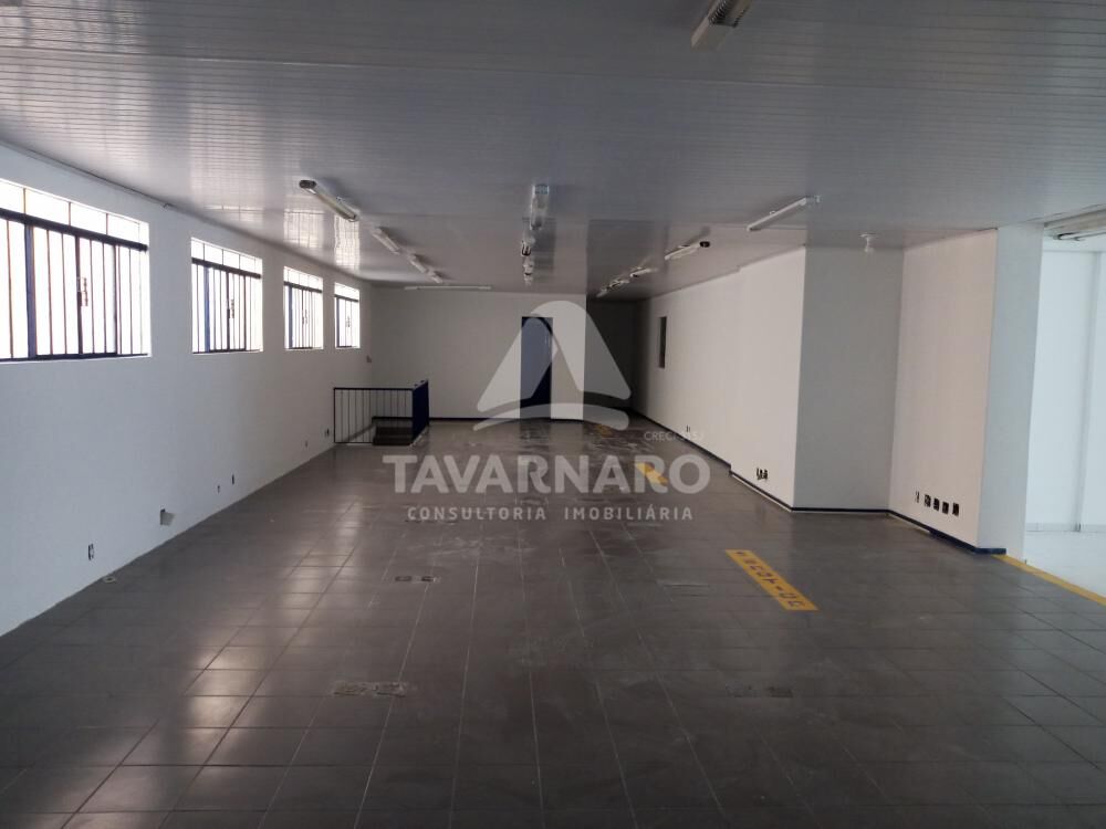 Sala-Conjunto, 328 m² - Foto 1