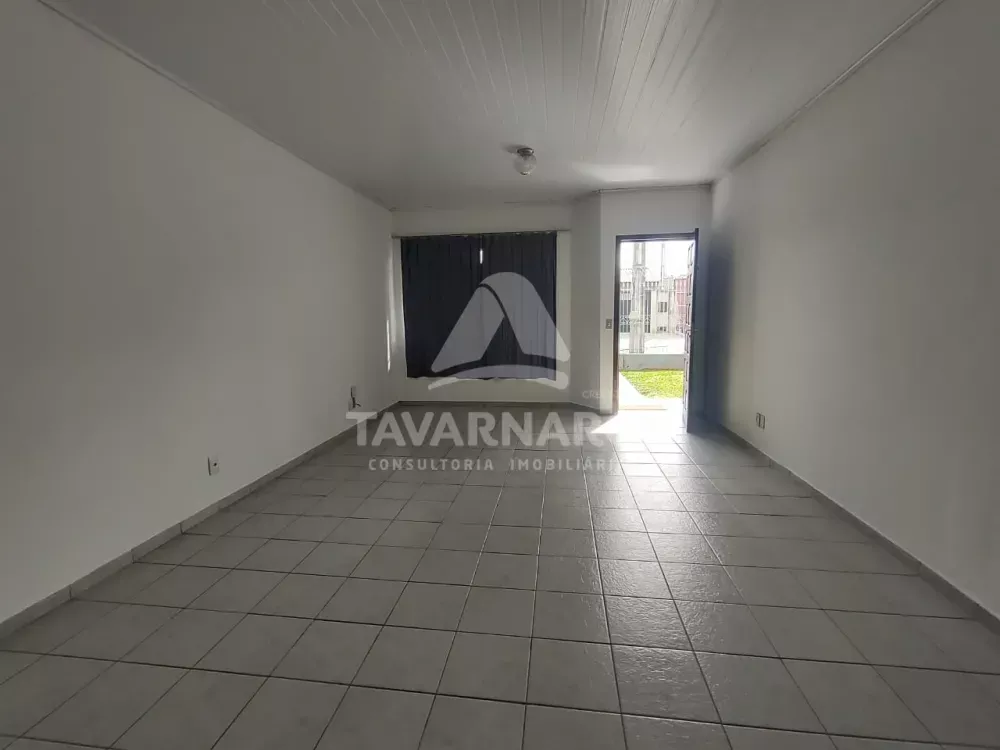 Casa para alugar com 3 quartos, 117m² - Foto 2