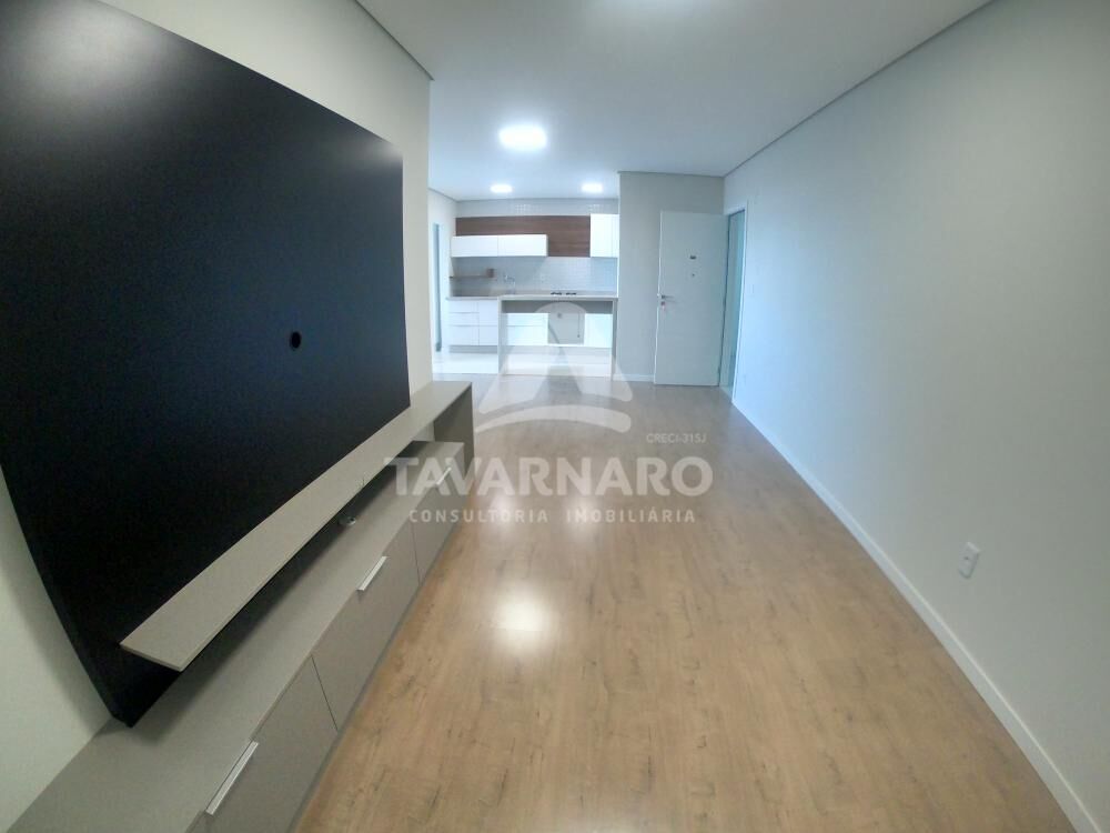 Apartamento à venda com 2 quartos, 162m² - Foto 2