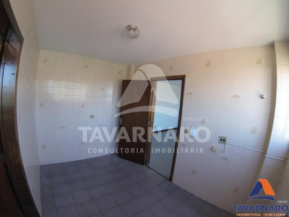 Apartamento à venda com 3 quartos, 81m² - Foto 1