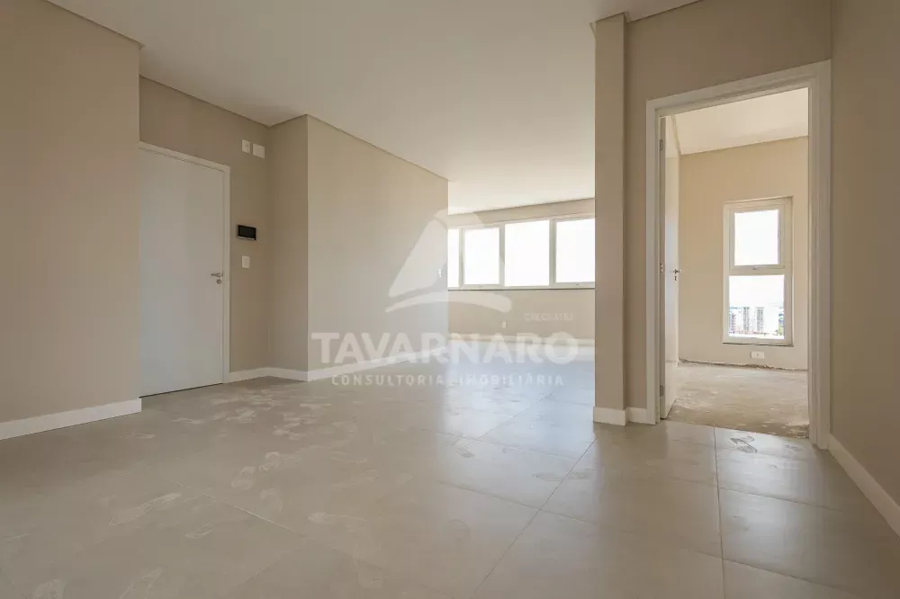 Apartamento à venda com 2 quartos, 117m² - Foto 2