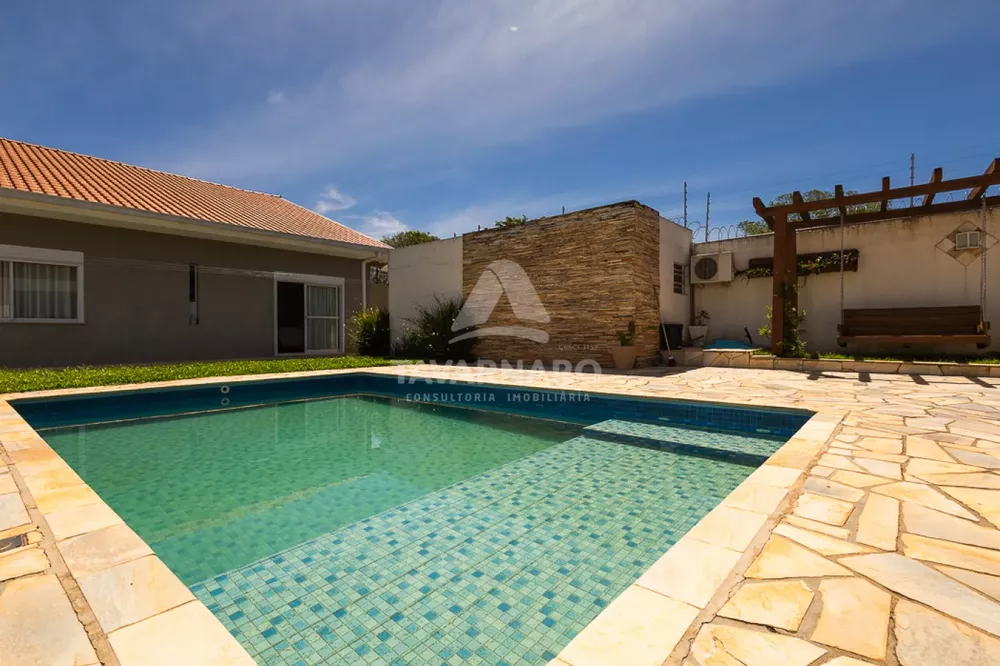 Casa à venda com 3 quartos, 272m² - Foto 9