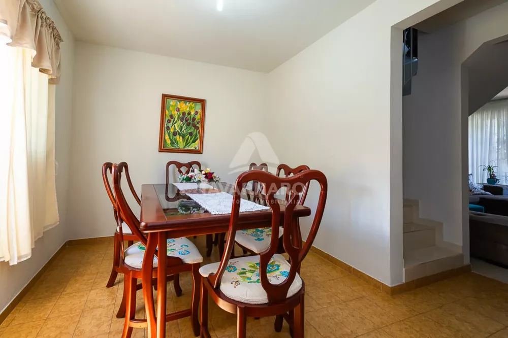 Sobrado à venda com 3 quartos, 121m² - Foto 2
