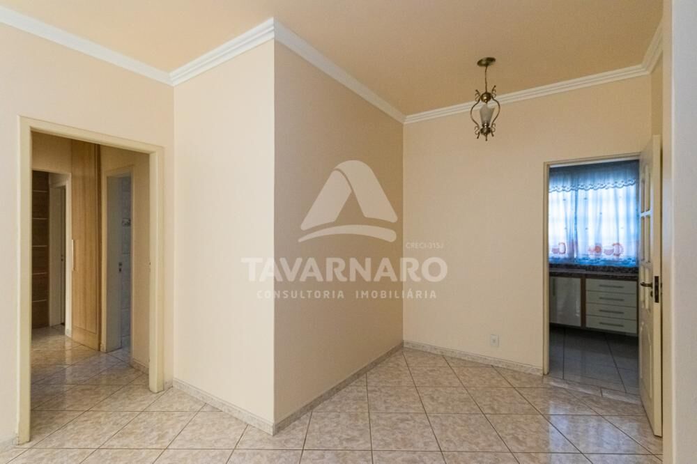 Apartamento à venda com 3 quartos, 96m² - Foto 2