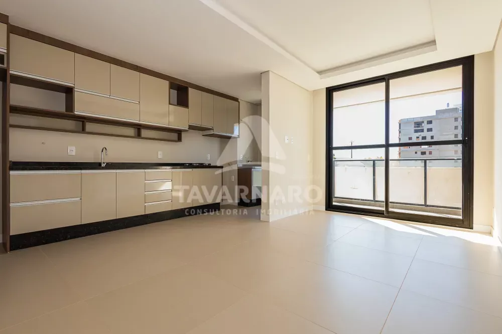 Apartamento à venda com 2 quartos, 120m² - Foto 2