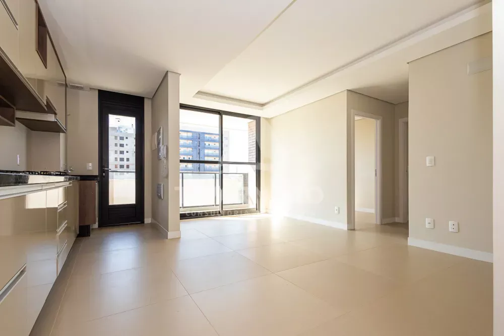 Apartamento à venda com 2 quartos, 120m² - Foto 1