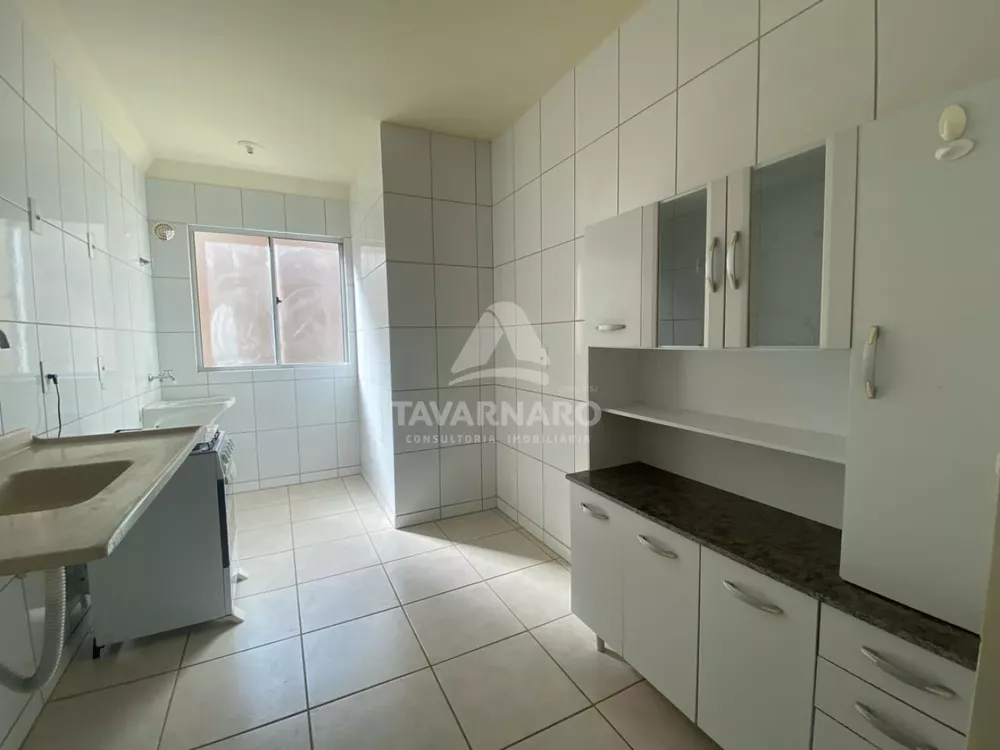 Apartamento à venda com 3 quartos, 75m² - Foto 3