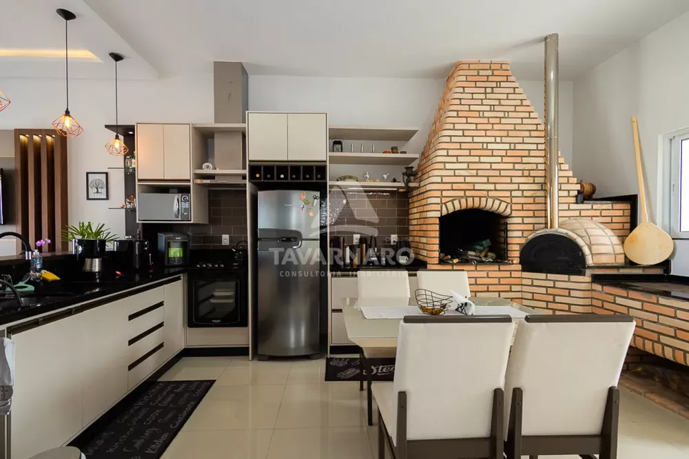 Casa de Condomínio à venda com 3 quartos, 129m² - Foto 1
