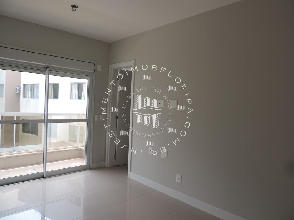 Apartamento à venda com 2 quartos, 76m² - Foto 1