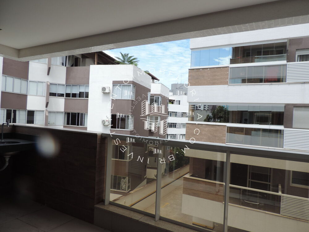 Apartamento à venda com 2 quartos, 76m² - Foto 1
