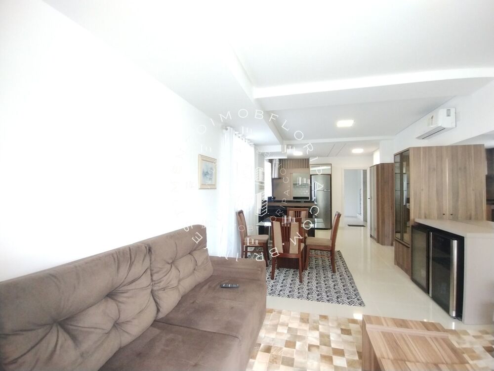 Apartamento à venda com 2 quartos, 70m² - Foto 7