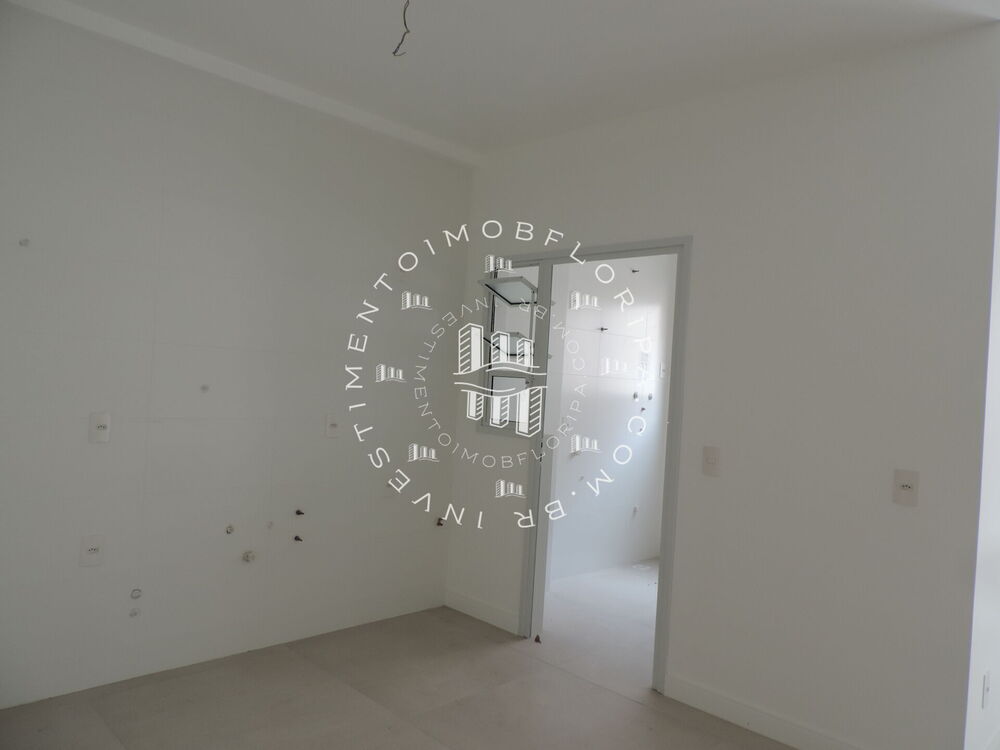Apartamento à venda com 3 quartos, 101m² - Foto 1